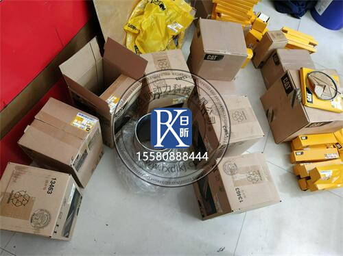 卡特320D發(fā)動(dòng)機(jī)四配套：價(jià)格、保養(yǎng)與代理商全解析